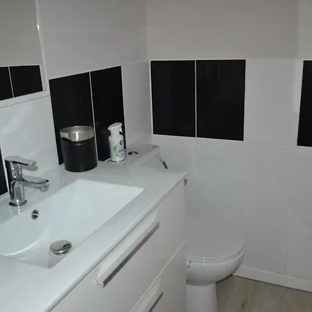 Maison 3 Classee Etoiles A,proximite De Contis سان جوليان-أون-بورن